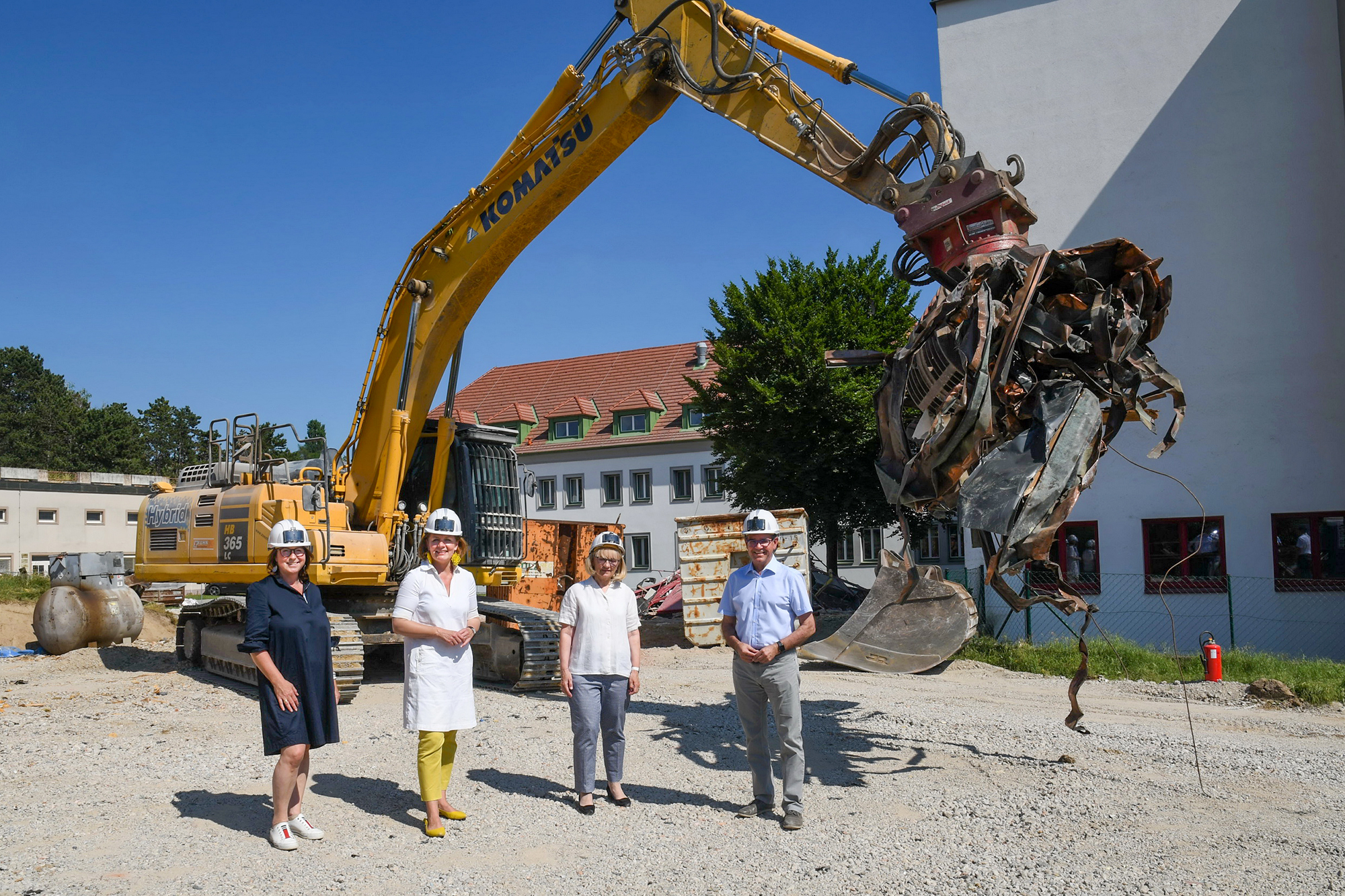 Spatenstich an Landwirtschaftlicher Fachschule Mistelbach