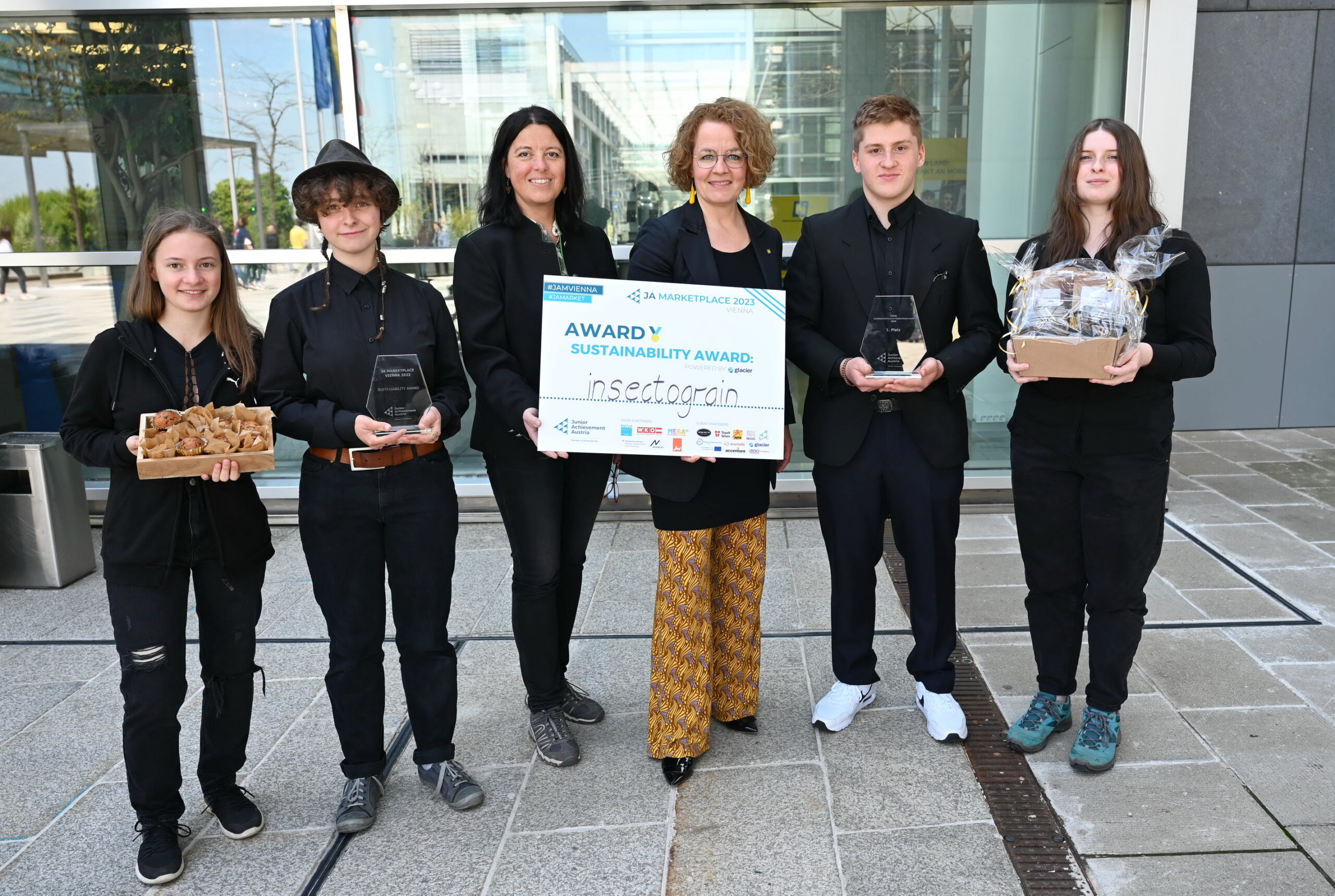 Juniorfirma der Fachschule Hollabrunn mit „Sustainibility Award“ ausgezeichnet