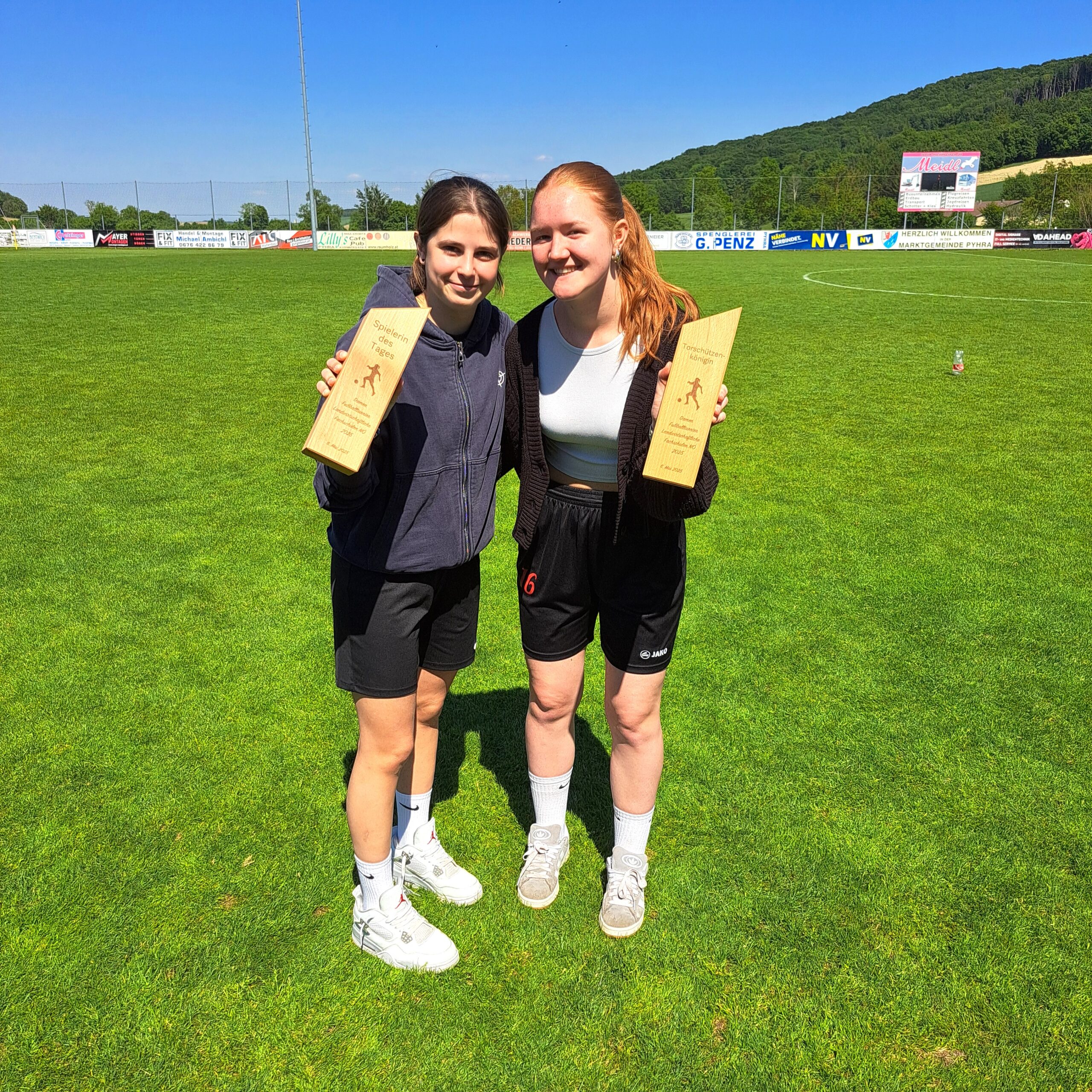 17a Spielerin-des-Tages-u-Torschuetzenkoenigin 17a Spielerin-des-Tages-u-Torschuetzenkoenigin