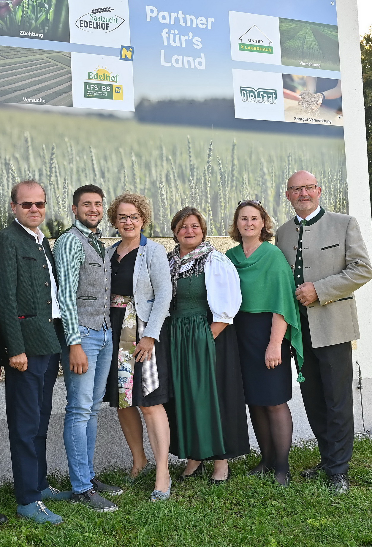 50 Jahre LFS+RWA-25 zugeschnitten 50 Jahre LFS+RWA-25 zugeschnitten