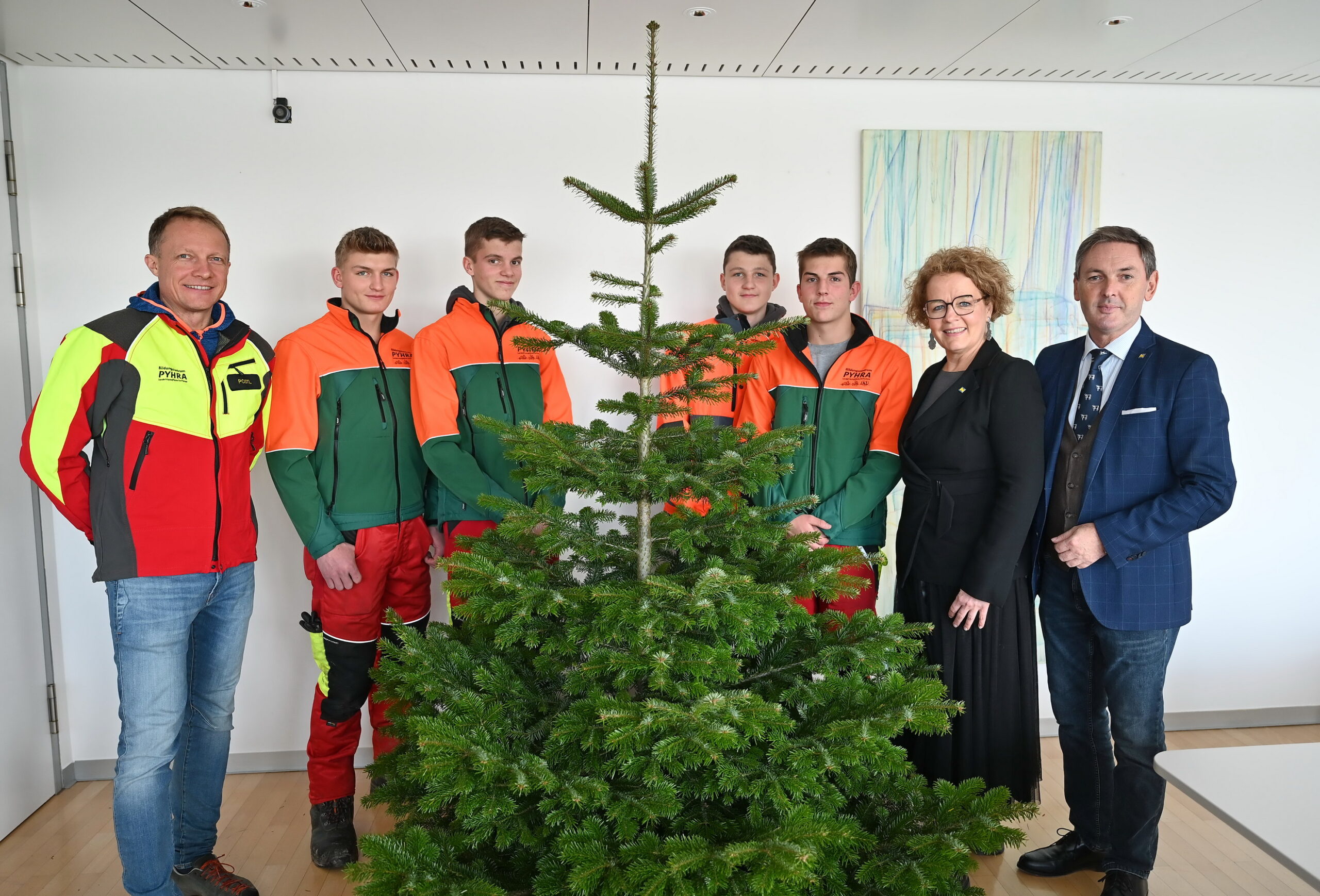 An der Fachschule Pyhra startet der traditionellen Christbaumverkauf