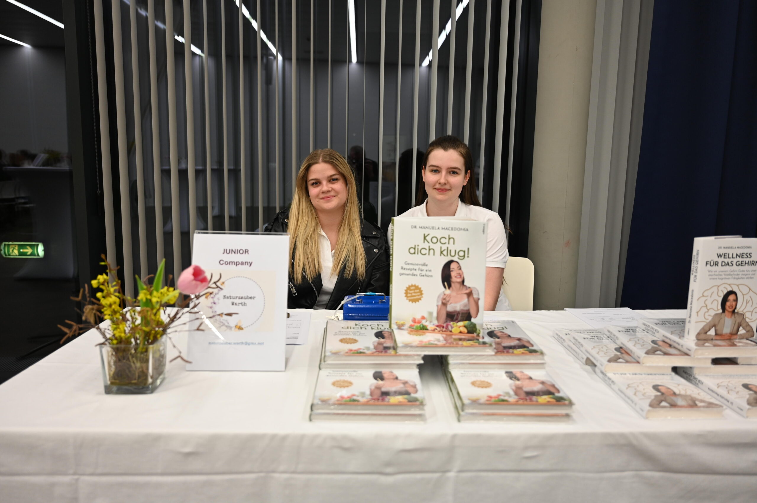 Büchertisch Büchertisch