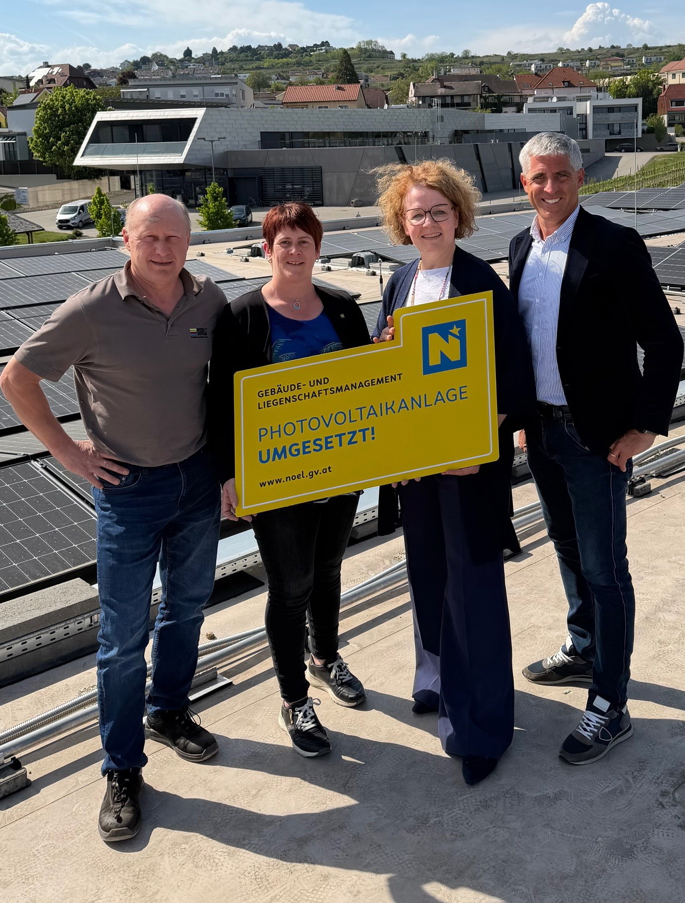 PV Anlage Weinbauschule Krems zugeschnitten