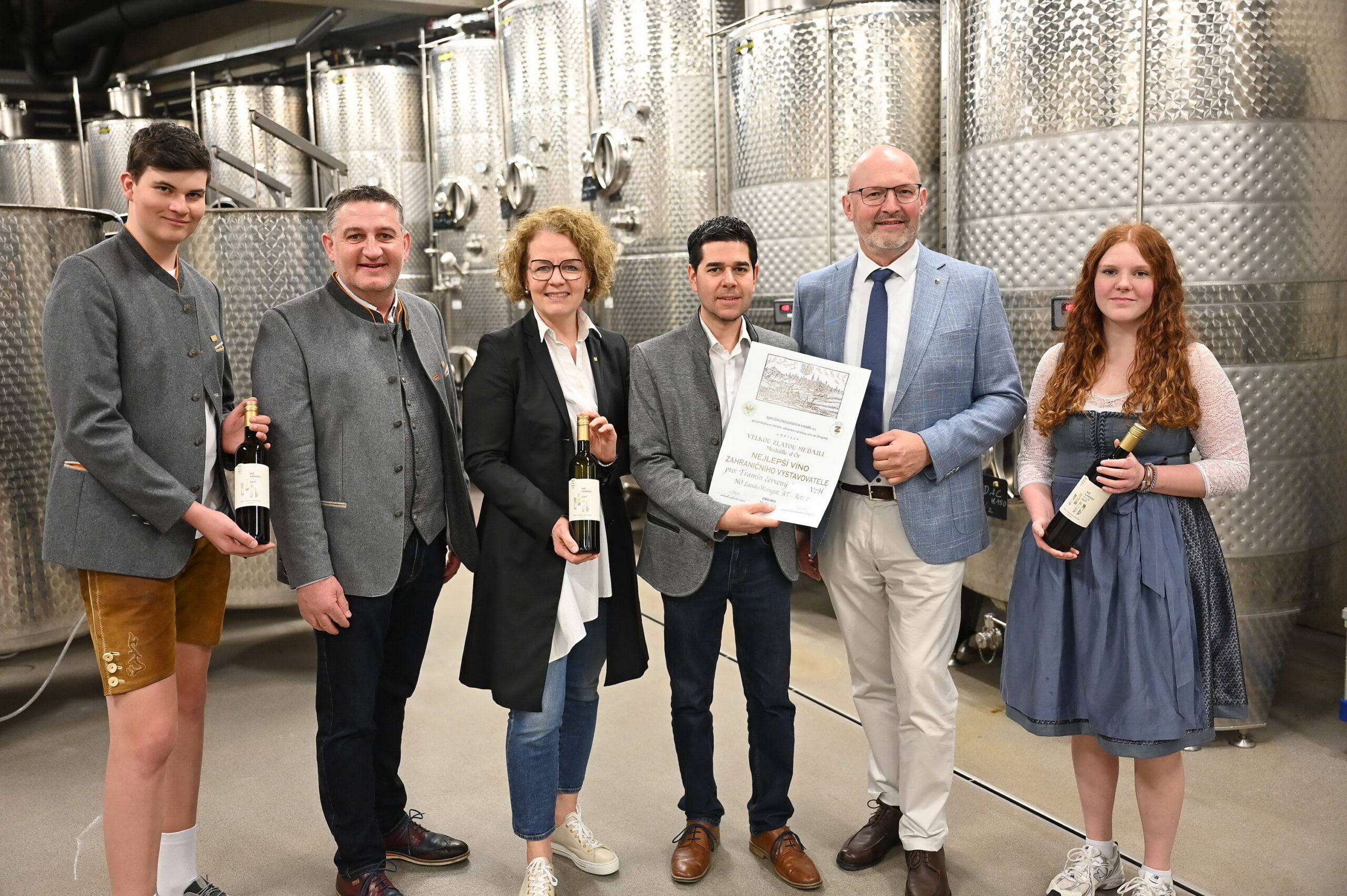 Landesweingut Retz siegt bei Znaimer Weinkost mit Gewürztraminer
