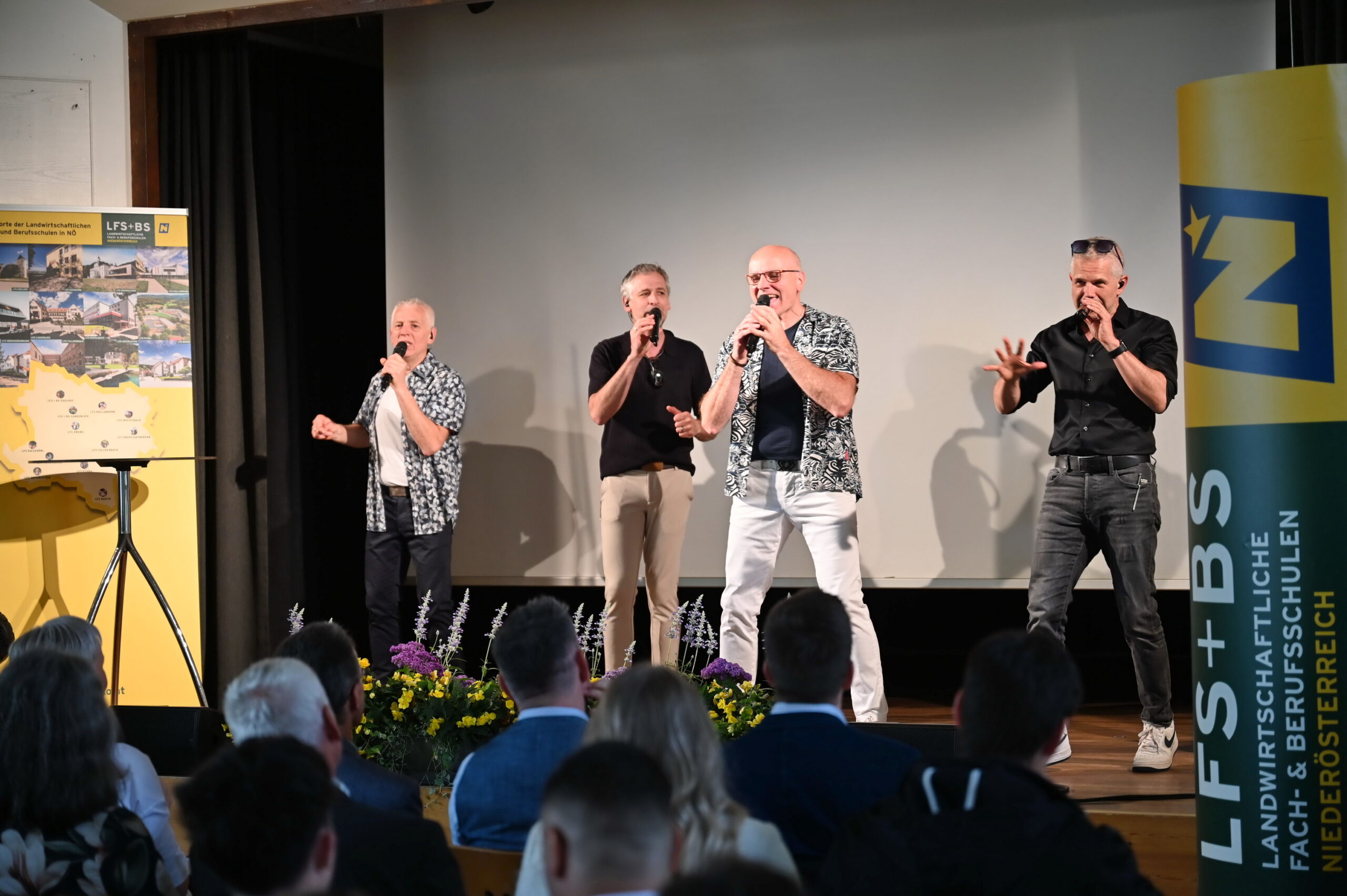 Vierkanter1 nahe+ Vierkanter1 nahe+